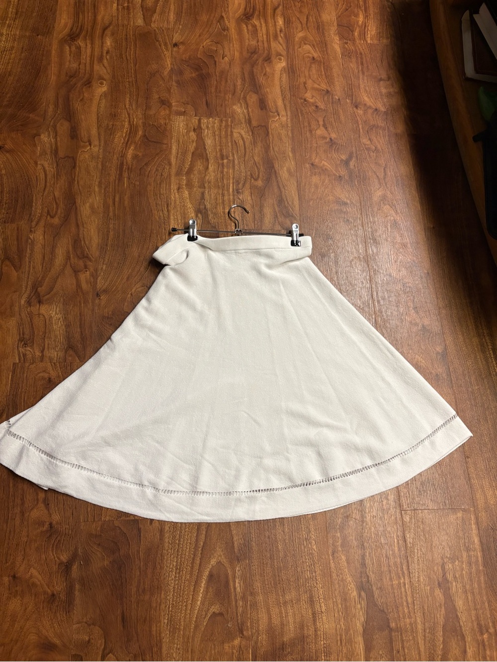 Carmen Marc Valvo Cream Circle Skirt